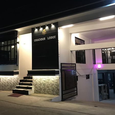 Gracious Lodge Shillong Dış mekan fotoğraf