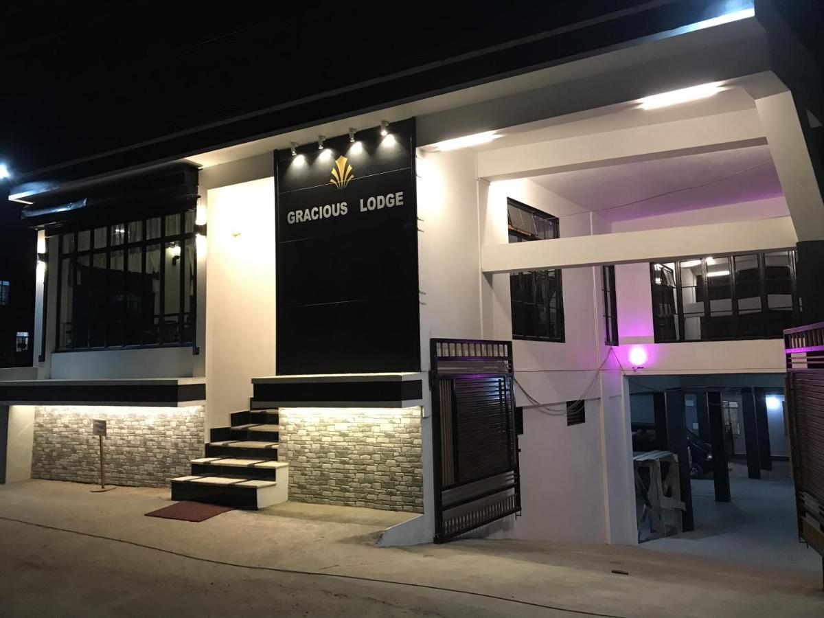 Gracious Lodge Shillong Dış mekan fotoğraf